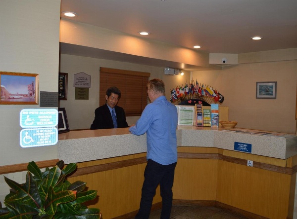 Jolly Roger Hotel image 4